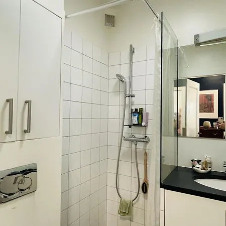 아파트 Apartmentincopenhagen 1676 *